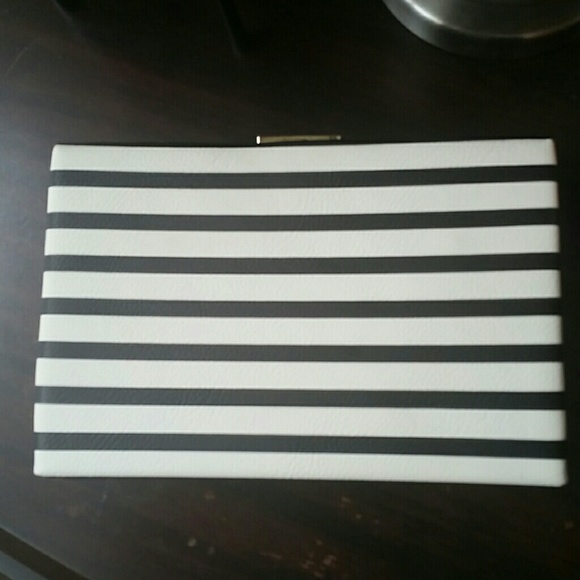 Kate spade  clutch - Picture 2 of 8